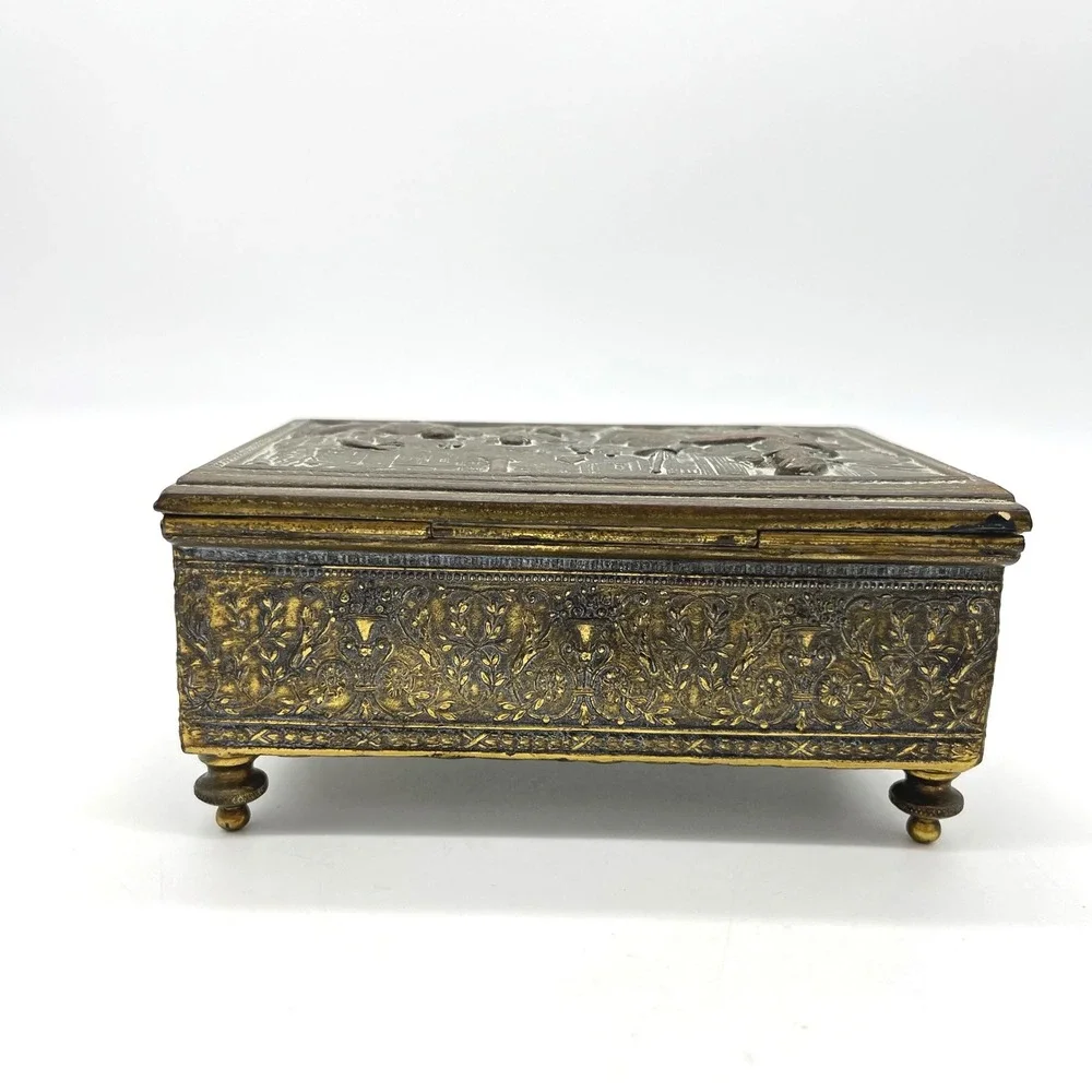 Antique Jennings Brothers‎ JB Repousse Ornate Jewelry Trinket Box Classical Lid